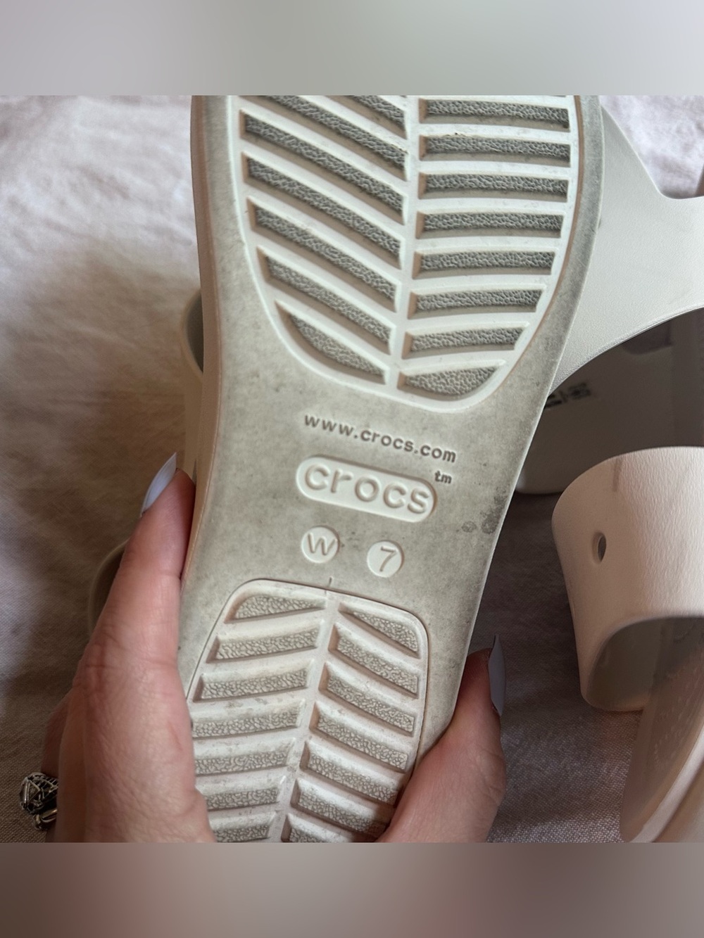 Crocs Women's Brooklyn 4U Platform Sandals Shoes in Stucco Cream size 7 strappy - Picture 7 of 9